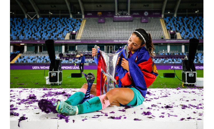 FC BARCELONA CAMPEÓN Y AITANA BONMATÍ MVP DE LA CHAMPIONS FEMENINA